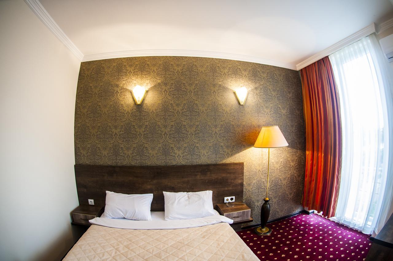 Orange Hotel 高尼奥 外观 照片